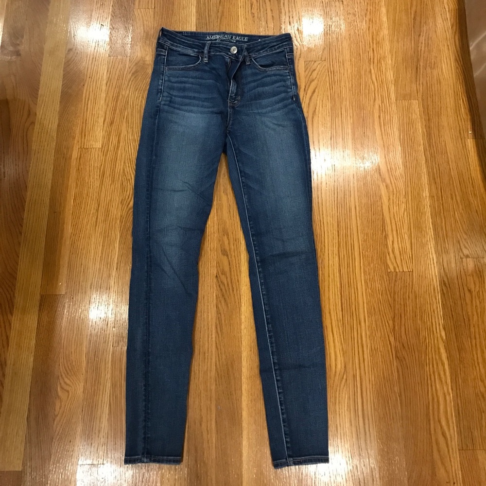 Dark wash skinny jeans